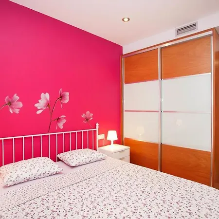 Apartamento Equipado A 50 Metros De La Playa Appartement