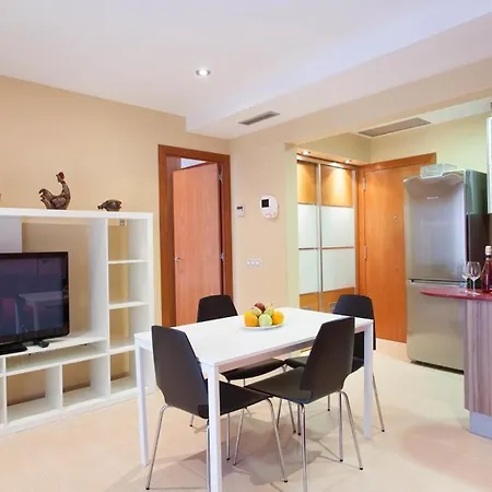 Apartamento Equipado A 50 Metros De La Playa Apartamento *